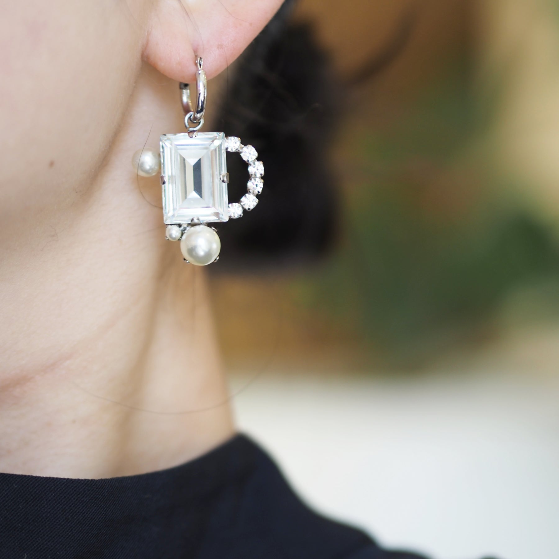 EINA ピアス - masae公式オンラインストア | ビジューピアス、クリスタルガラス、スワロフスキーピアス、パールピアス、大ぶり、ブライダルピアス、ブライダルアクセサリー、結婚式ピアス、二次会アクセサリー、前撮り、パーティーピアス、揺れるピアス、プレ花嫁、谷まりあ着用、安斉かれん着用、大人百花掲載