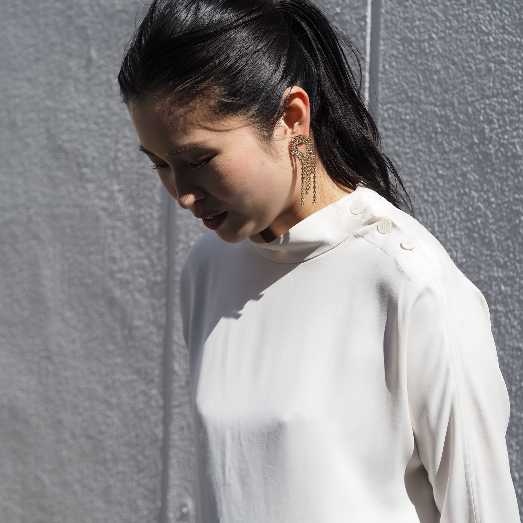 ELANA ピアス - masae公式オンラインストア|ビジュー、ビジューアクセサリー、ビジューピアス、大ぶりアクセサリー、揺れるピアス、結婚式ピアス、ブライダルアクセサリー、ブライダルピアス、プレ花嫁、ハンドメイドピアス、オケージョンシーン