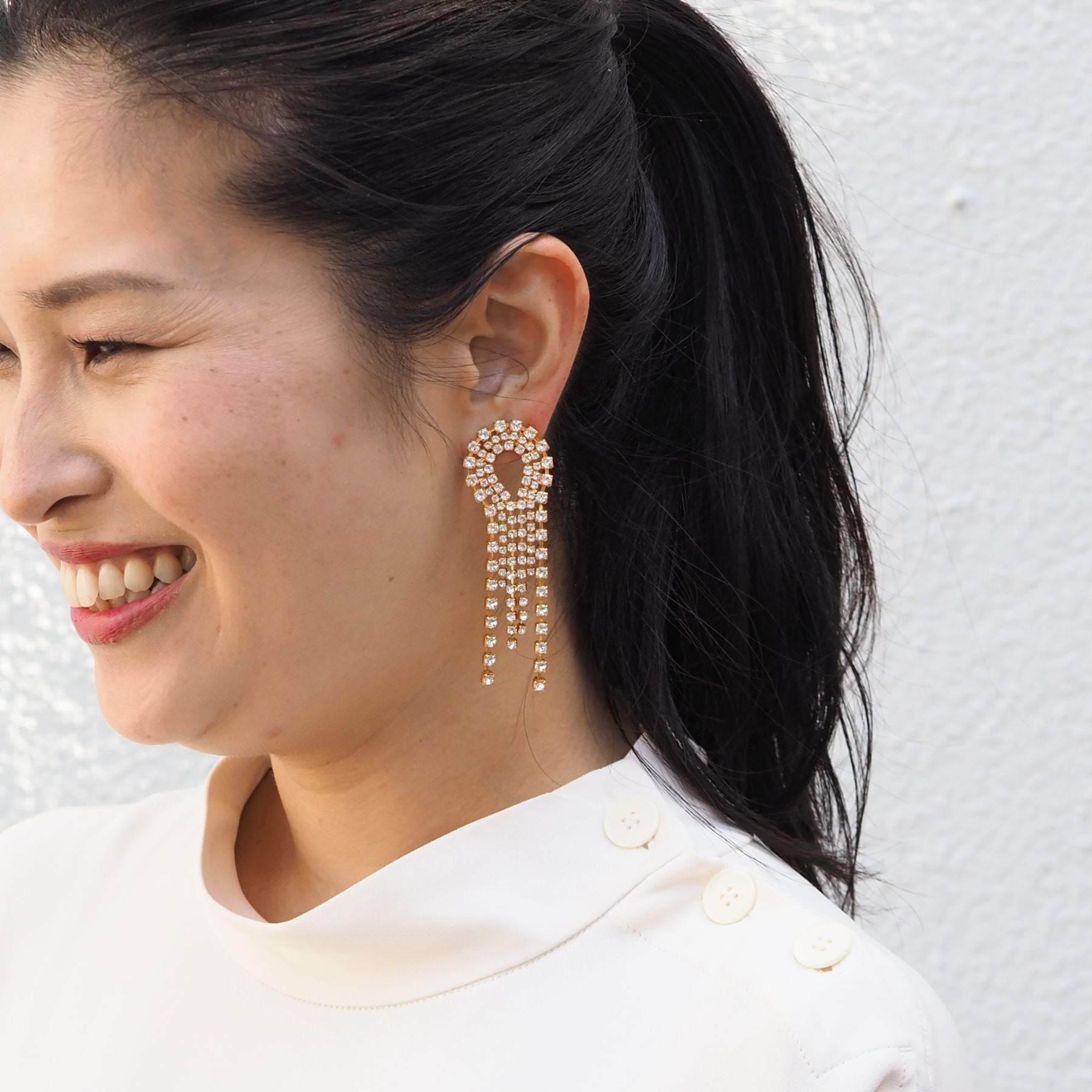 ELANA ピアス - masae公式オンラインストア|ビジュー、ビジューアクセサリー、ビジューピアス、大ぶりアクセサリー、揺れるピアス、結婚式ピアス、ブライダルアクセサリー、ブライダルピアス、プレ花嫁、ハンドメイドピアス、オケージョンシーン