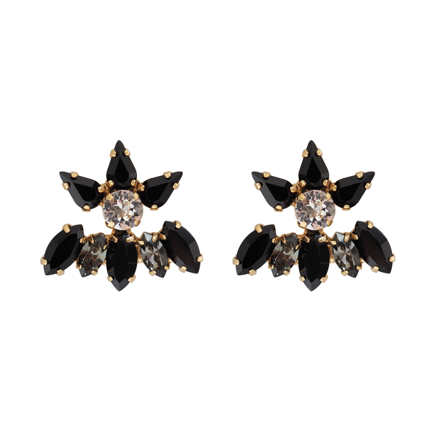 PETALS イヤリング - masae公式オンラインストア|ビジューイヤリング、クリスタルガラス、花イヤリング、花モチーフ、キラキライヤリング、プレ花嫁、結婚式イヤリング、ブライダルイヤリング、ブライダルアクセサリー、オケージョンシーン、お呼ばれイヤリング