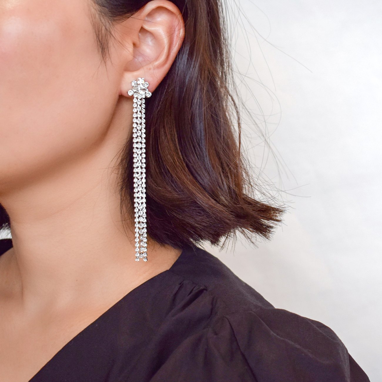 RHEA ピアス - masae公式オンラインストア | ブライダルアクセサリー、結婚式、二次会、前撮りピアス、ウェディング、クリスタルガラス、ビジューアクセ、揺れるピアス