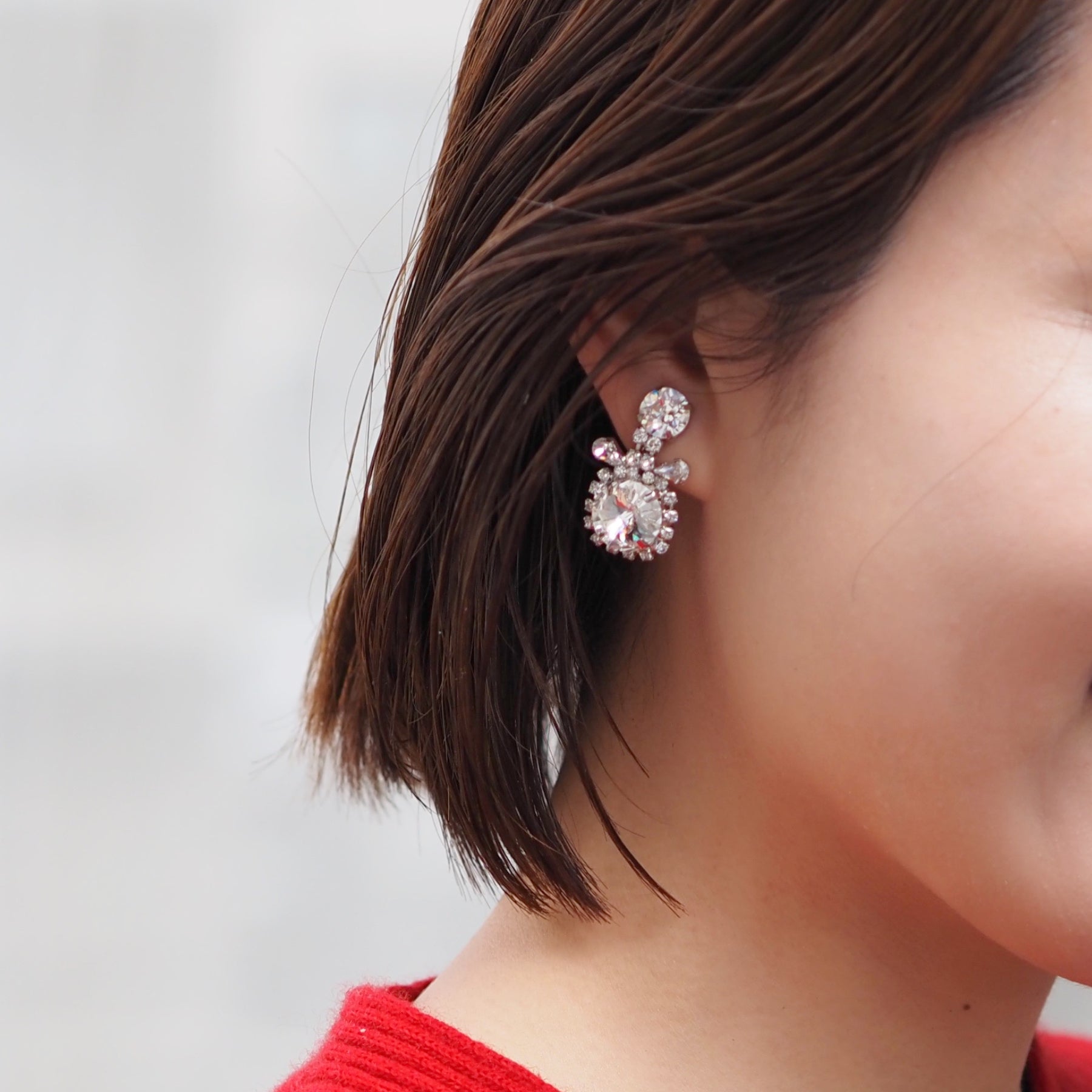 SUNYA イヤリング - masae公式オンラインストア|ビジューイヤリング、クリスタルガラス、キラキライヤリング、クラシカルイヤリング、お呼ばれ、オケージョンシーン、前撮りアクセサリー、結婚式イヤリング、ブライダルイヤリング、ブライダルアクセサリー、谷まりあ着用